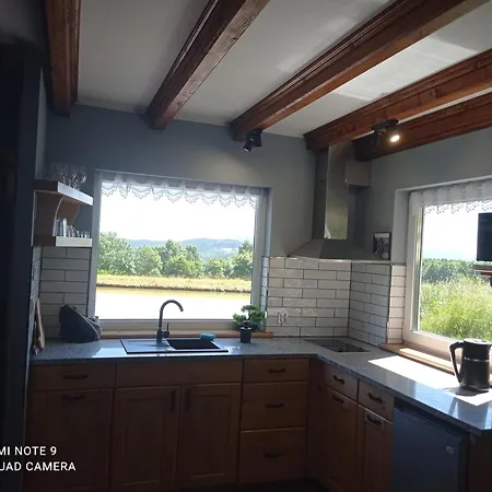 W Karkonoszach Nad Stawem بيت للعطل *